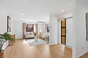 19 Edgewood Way, Henderson