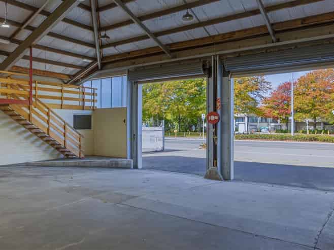 Rare Four Avenues Warehouse Opportunity