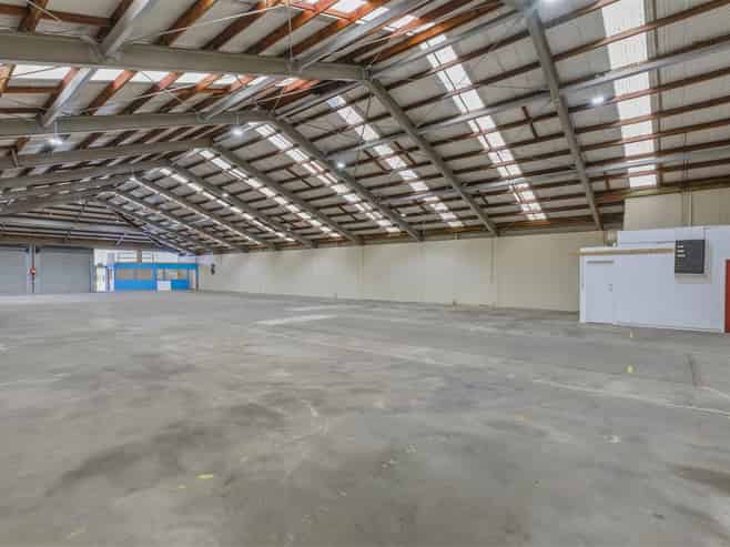 Rare Four Avenues Warehouse Opportunity