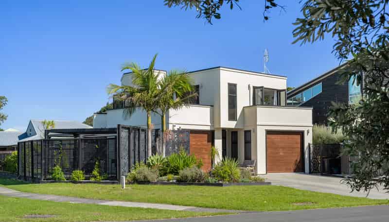 18 Bowentown Boulevard, Waihi Beach