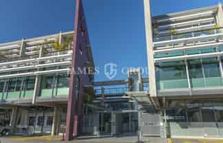 EXCEPTIONAL GROUND FLOOR IN MOUNT EDEN