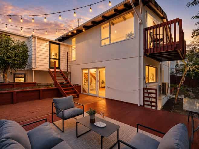 2/13 Scarlock Avenue, Browns Bay