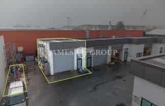 Secure End Unit in Drive Around Complex