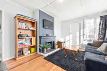 109 Waddington Drive, Naenae