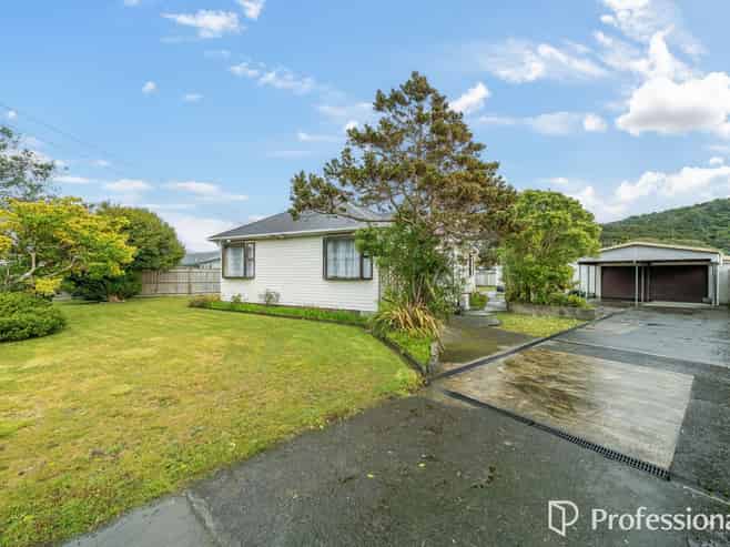 33 Donnelley Drive, Wainuiomata
