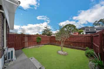 1/14 Pakira Avenue, Glendene