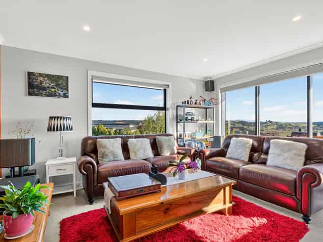 60 Katania Heights, Brightwater