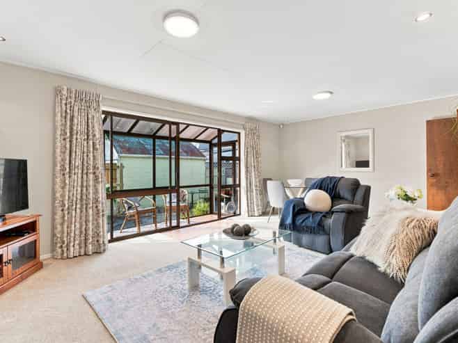 8B Mure Street, Mosgiel