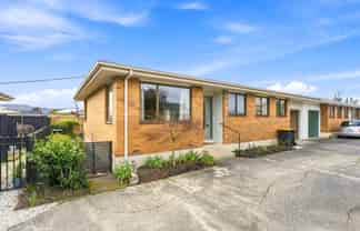 8B Mure Street, Mosgiel