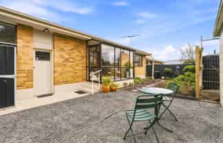 8B Mure Street, Mosgiel