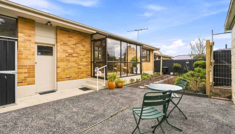 8B Mure Street, Mosgiel