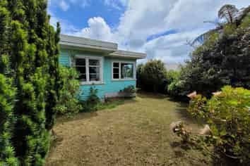 18 Miles Crescent, Newlands