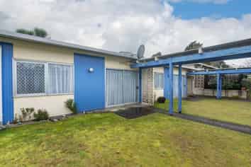 2/100 River Road, Hamilton East
