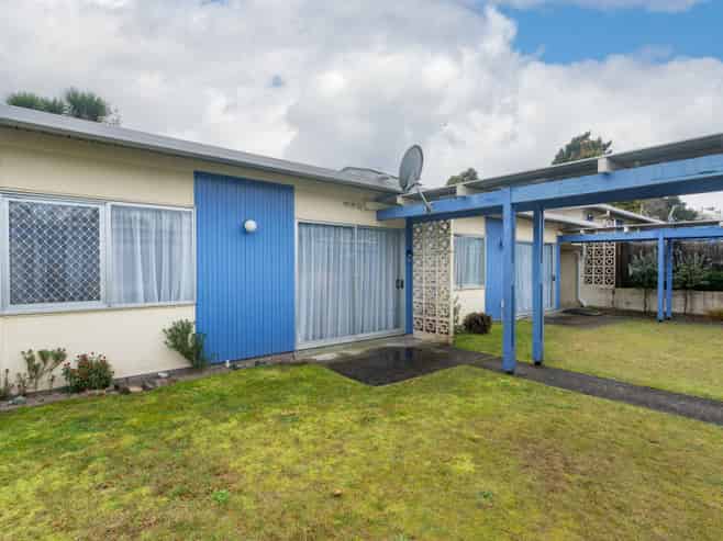 2/100 River Road, Hamilton East