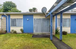 2/100 River Road, Hamilton East