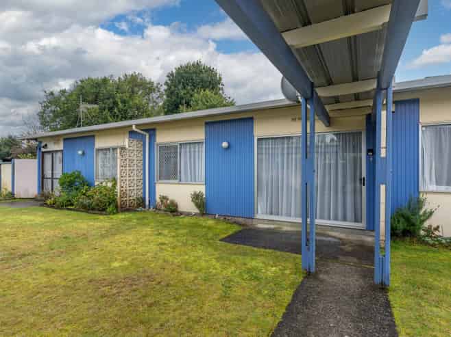 2/100 River Road, Hamilton East