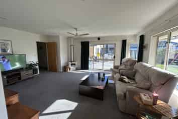 19 Stagg Place, Brightwater