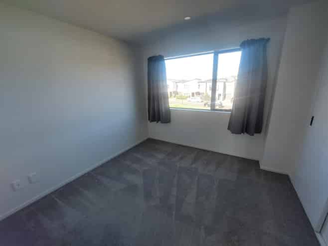 13 Kiato Lane, Flat Bush