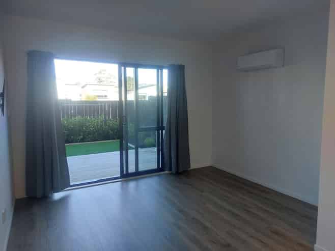 13 Kiato Lane, Flat Bush