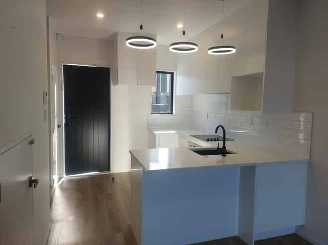 13 Kiato Lane, Flat Bush