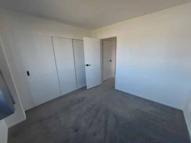 13 Kiato Lane, Flat Bush
