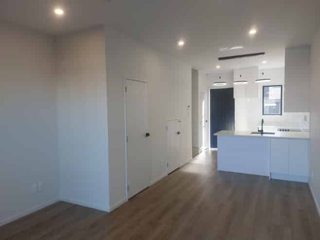 13 Kiato Lane, Flat Bush