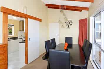 105 Mountbatten Avenue, Hillcrest