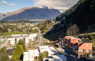 8A Kiely Lane, Queenstown Central