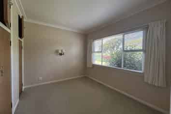 25 Camberwell Road, Hawera