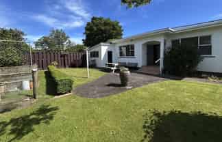25 Camberwell Road, Hawera