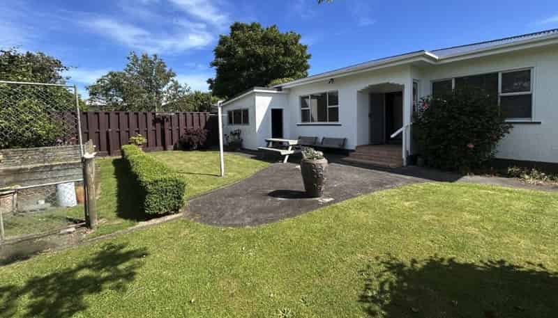 25 Camberwell Road, Hawera