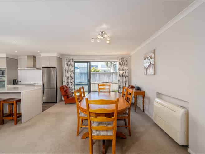 6 Woodhurst Drive, Styx