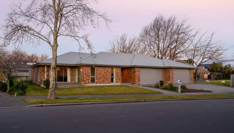 6 Woodhurst Drive, Styx