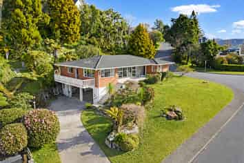 8 Manahi Avenue, Kawaha Point