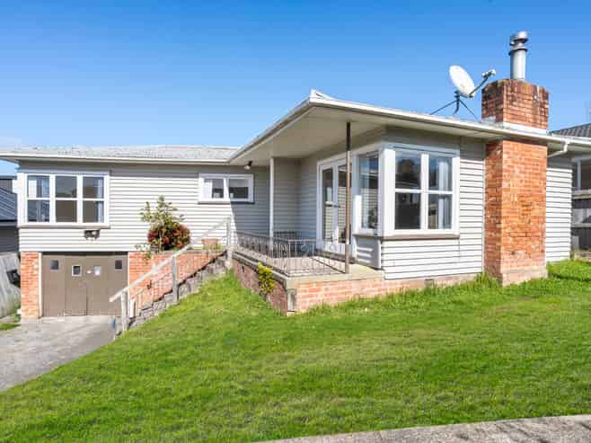 40A Tiroroa Avenue, Te Atatu South