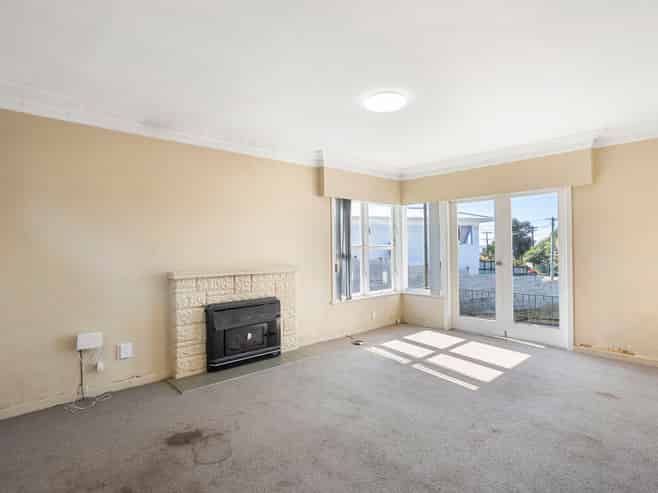 40A Tiroroa Avenue, Te Atatu South