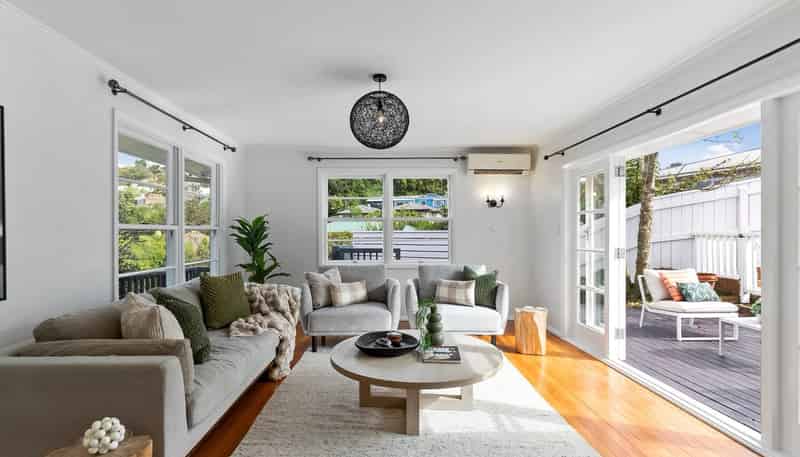 41 Bassett Road, Johnsonville