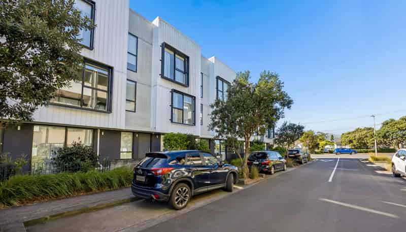 8 Kimiora Street, Three Kings