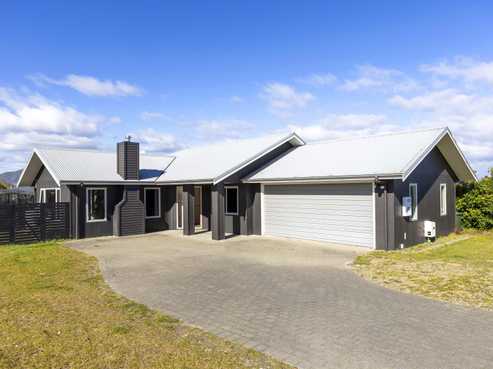 25 Lochaber Drive, Nukuhau