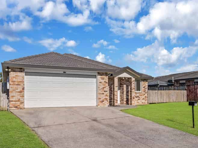 104 Naylors Drive, Mangere