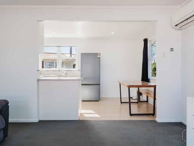 14 Yvonne Street, Melville