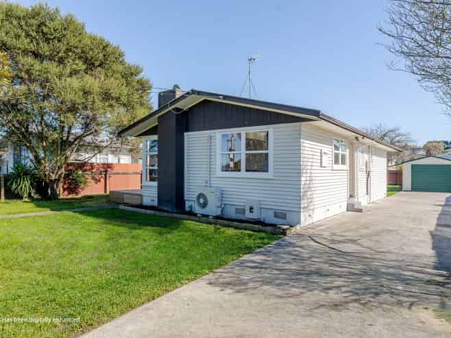 14 Yvonne Street, Melville