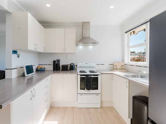14 Yvonne Street, Melville