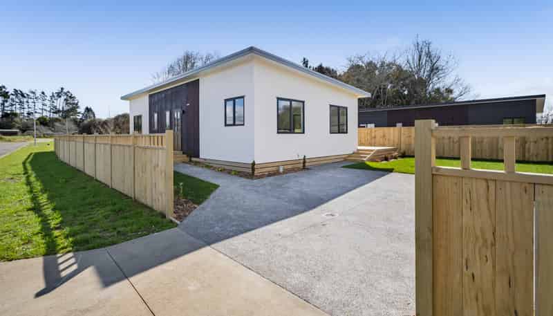 8 Horoeka Street, Inglewood