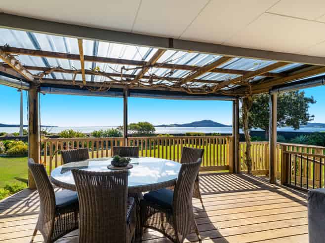 2 Karaka Road, Kawakawa Bay
