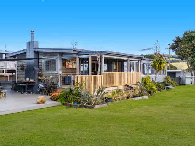 2 Karaka Road, Kawakawa Bay