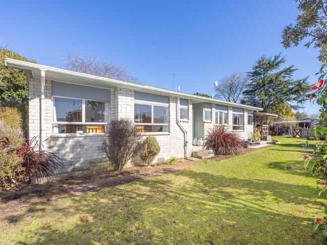 9 Lucien Place, Whitikahu