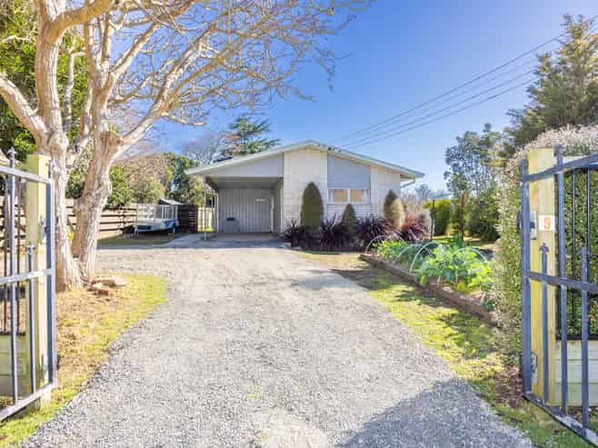 9 Lucien Place, Whitikahu
