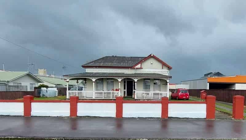 16 Burns Street, Dannevirke