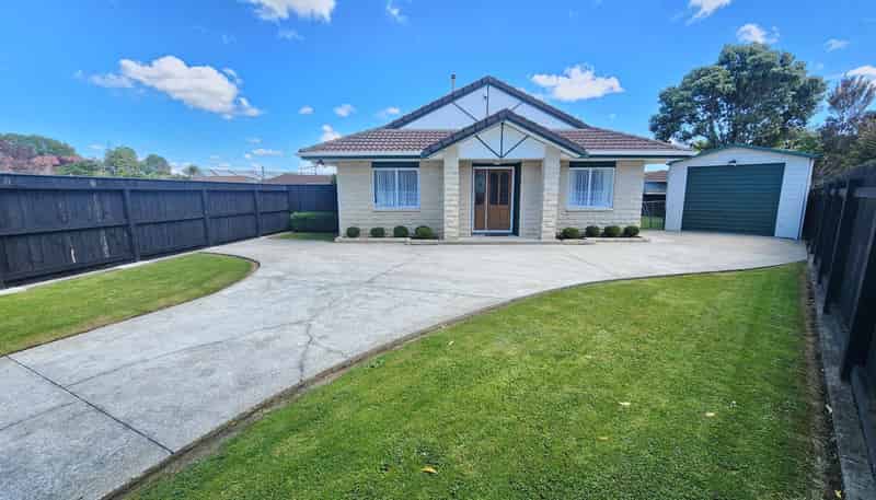 24 Willowstream Grove, Cloverlea